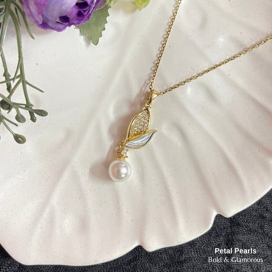 Necklace | SN311 | Petal Pearls