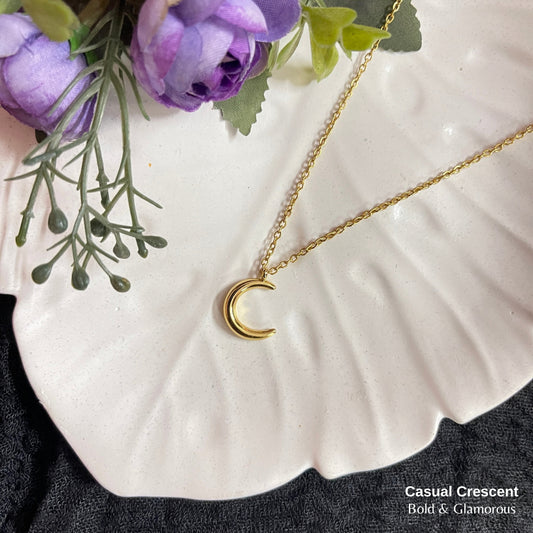 Necklace | SN321 | Casual Crescent