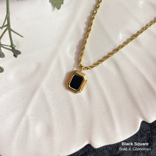 Necklace | SN322 | Black Square