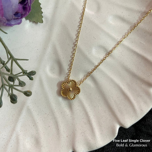 Necklace | SN339 | Five Leaf Single Clover Gold