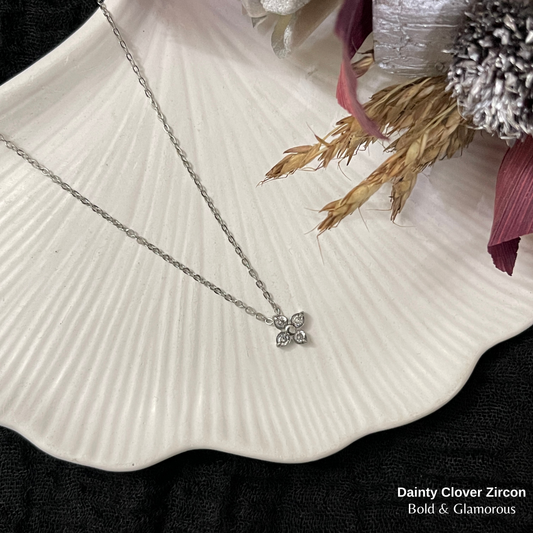 Necklace | SN367 | White Diamond Four-Leaf Clover | Silver