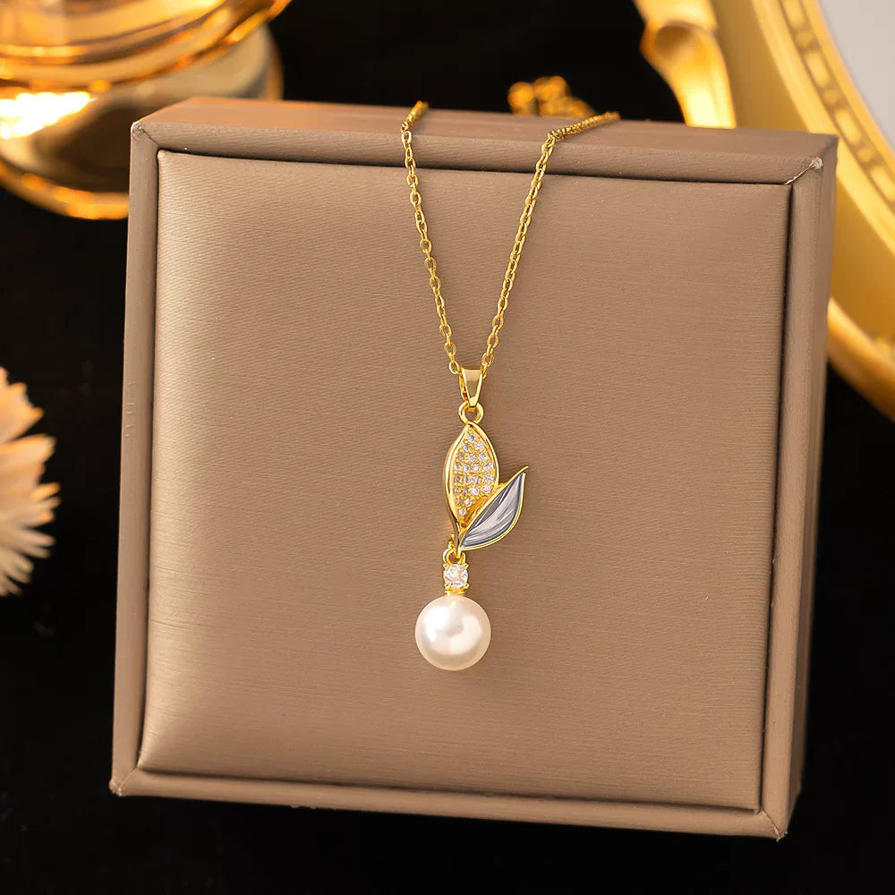 Necklace | SN311 | Petal Pearls