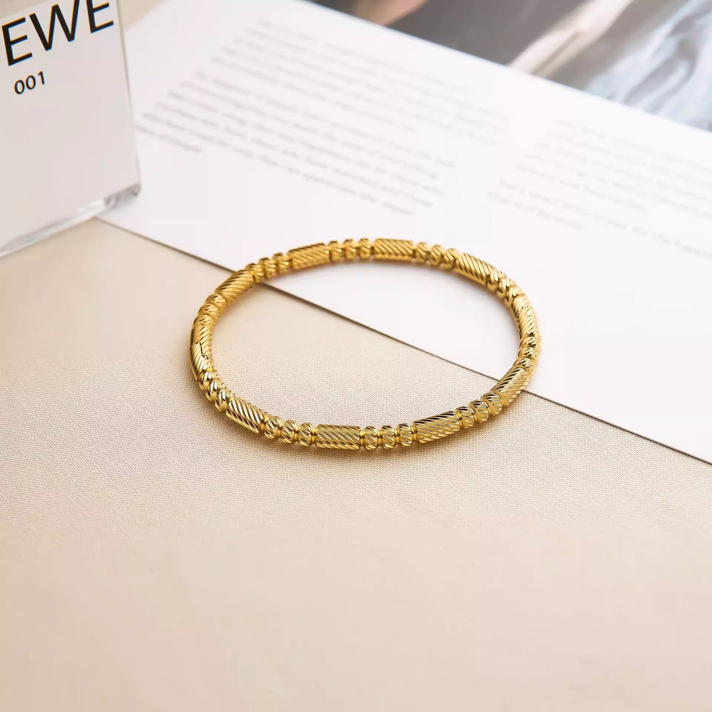 Bangle Bracelet | BB79 | Gold