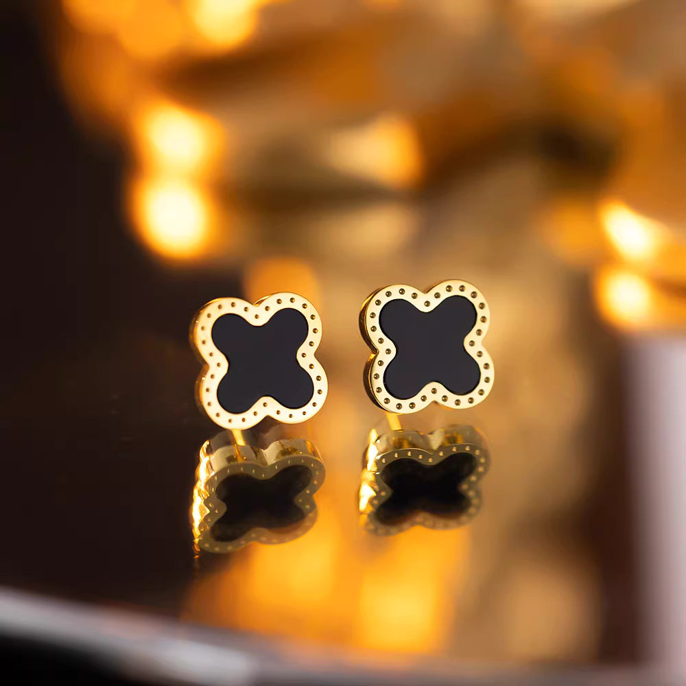 Clover Earrings | CE03 | Dotted Black | 11mm