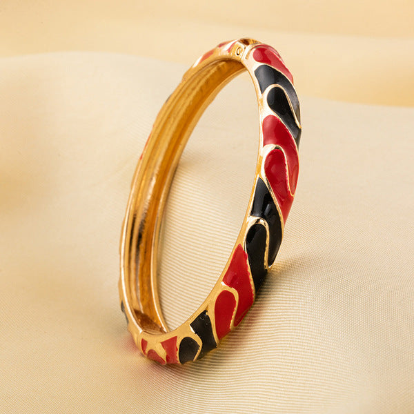 Enamel Bangle Bracelet | ENB01 | Red Black