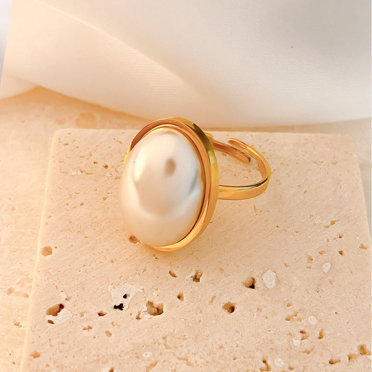 Statement Ring | SR243 | Gold
