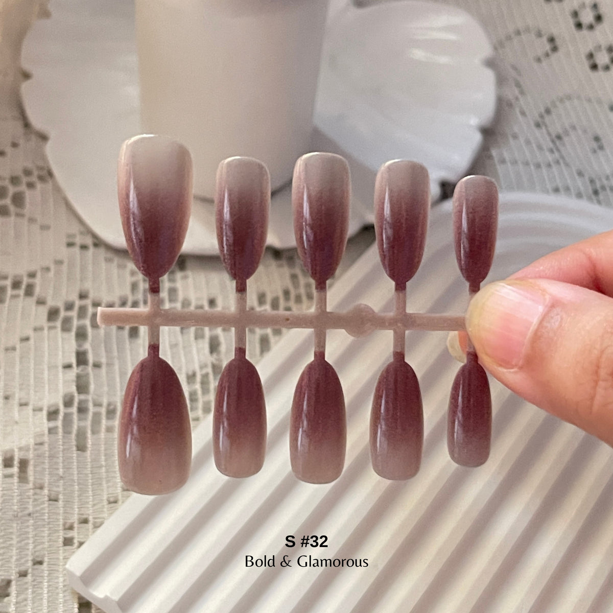 Press On Nails #32