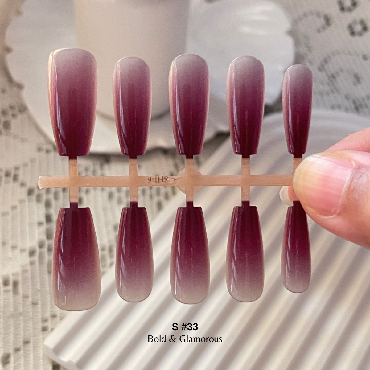Press On Nails #33