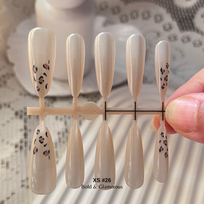 Press On Nails #26