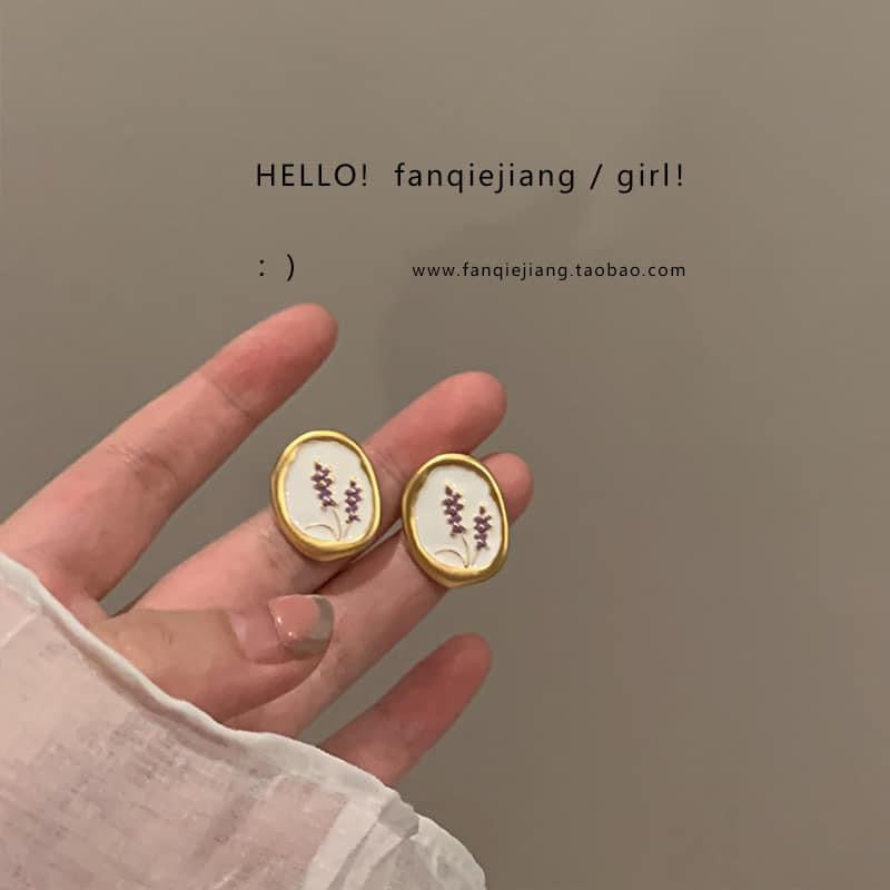 Earring RE30-White