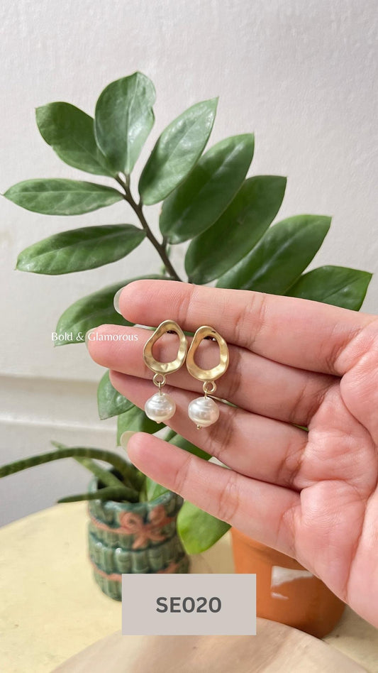 Baroque Pearl Earring | SE020
