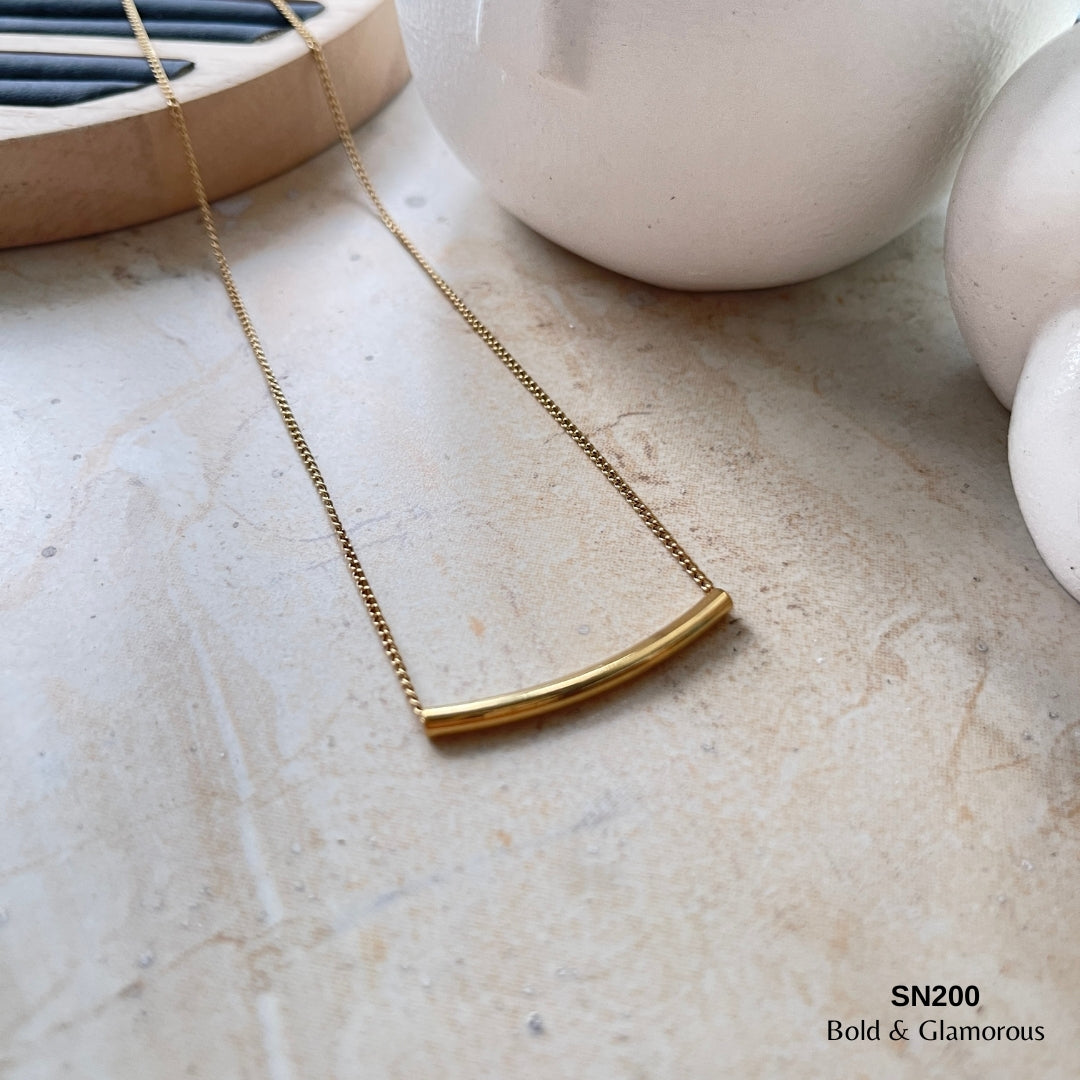Necklace | SN200 | Curve Bar – Bold & Glamorous