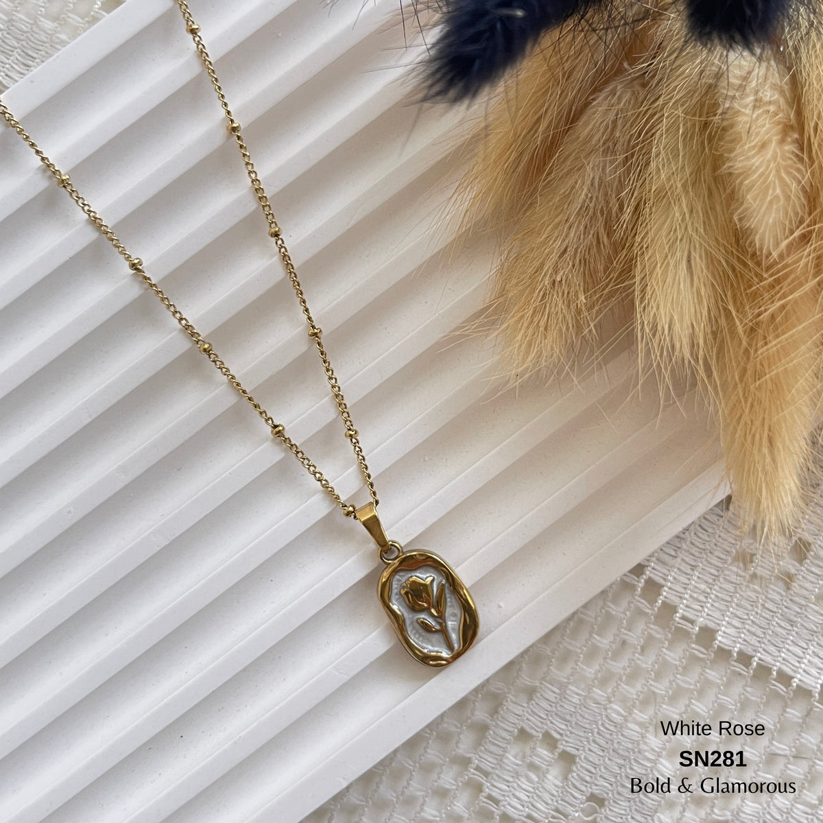 Necklace | SN281 | White Rose