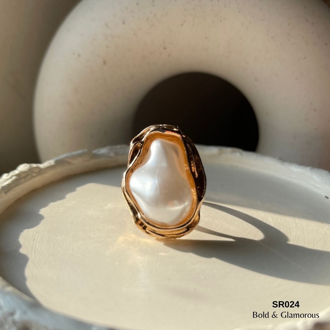 Baroque Pearl Oval Ring | SR024