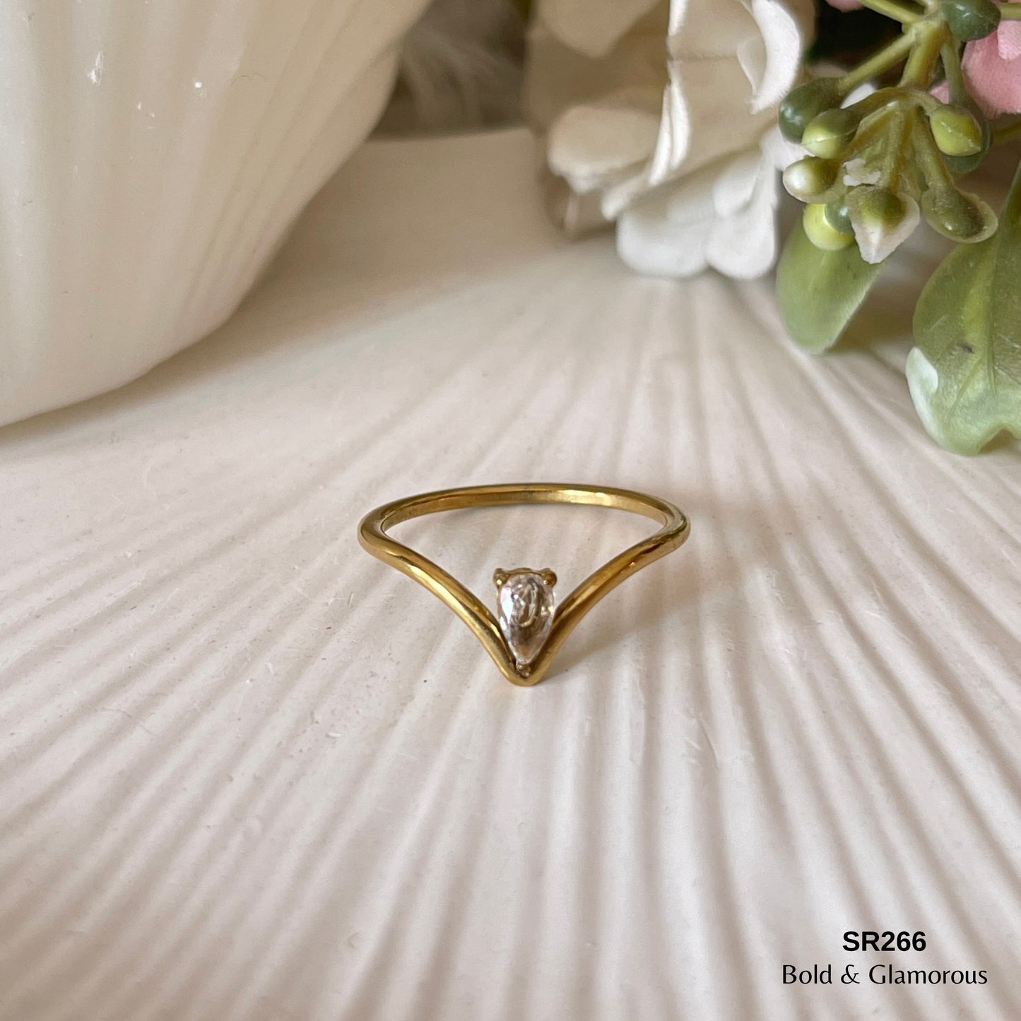 Stone Ring | SR266 | V Water Drop