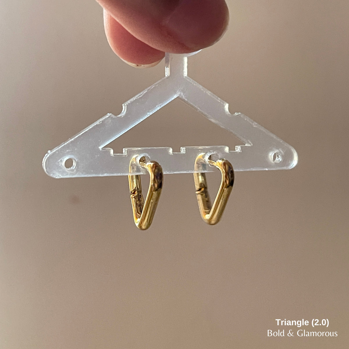 Shape Hoop Earring 2.0 | Triangle | Gold