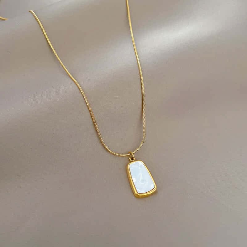 Necklace | SN207 | White Stance
